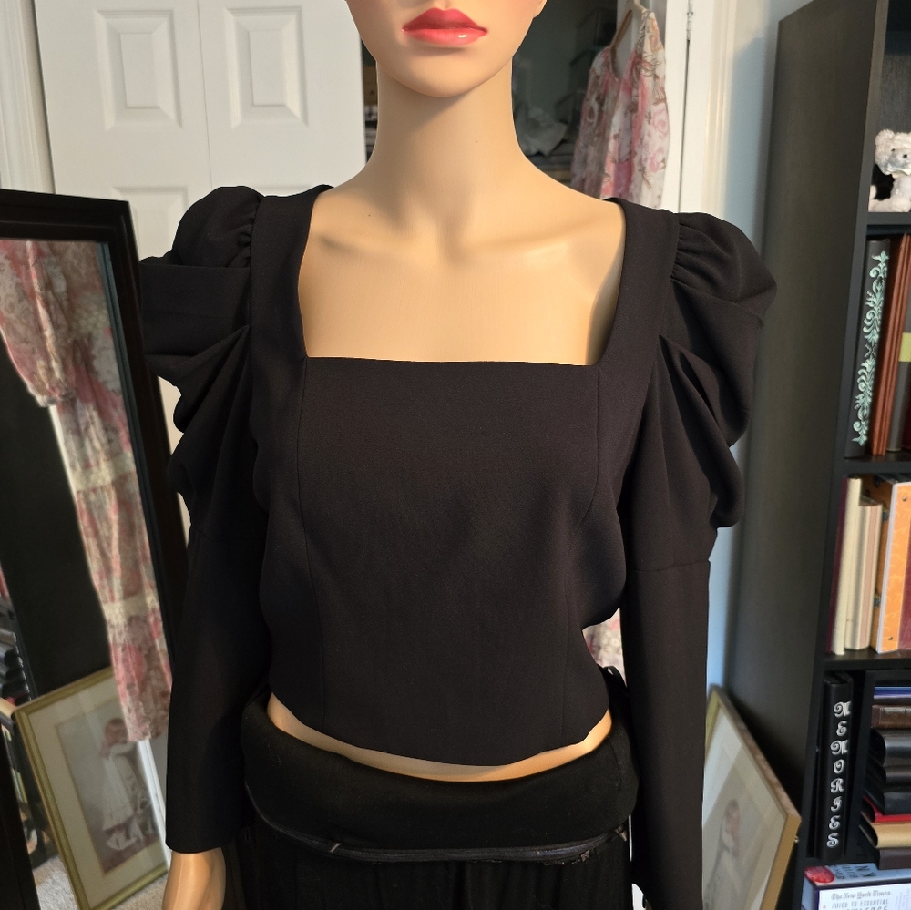 Alice + Olivia Black Square Neck Puff Sleeve Crop Top